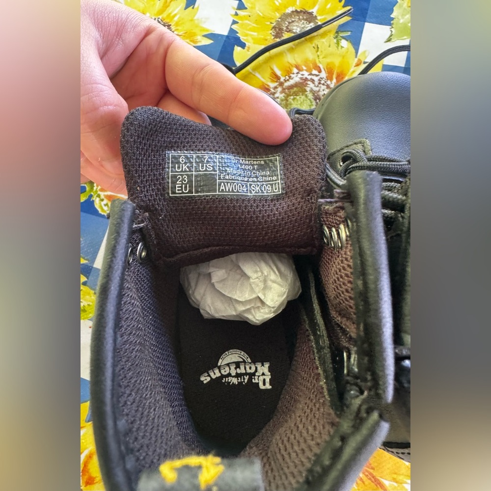 Doc Martens Toddler Leather Boots - Picture 7 of 7
